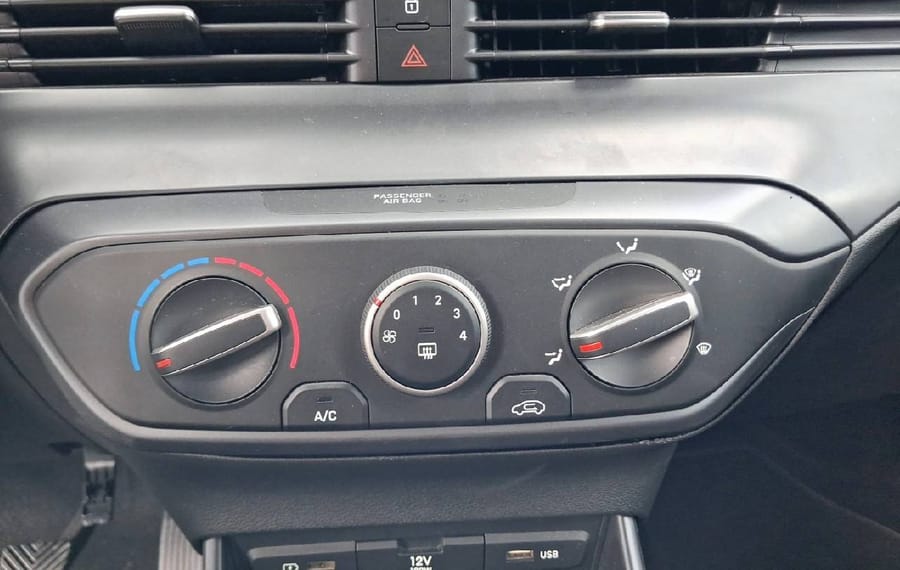 Choisissez votre hyundai i20 chez CarGo Flex