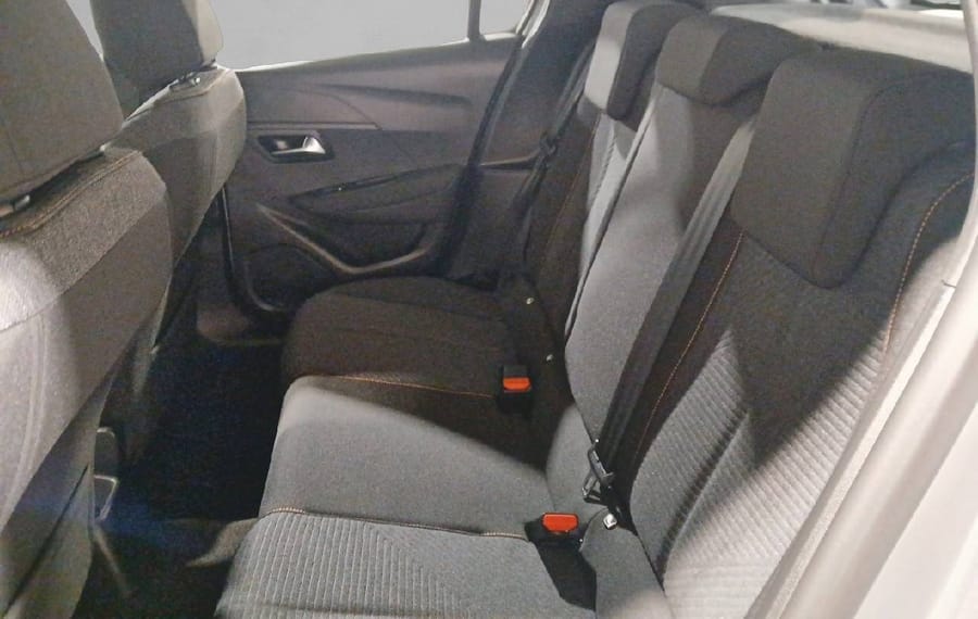Choisissez votre peugeot 208 chez CarGo Flex