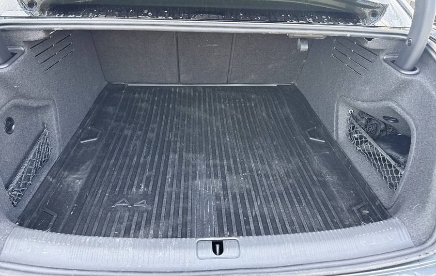 Choisissez votre audi a4 chez CarGo Flex