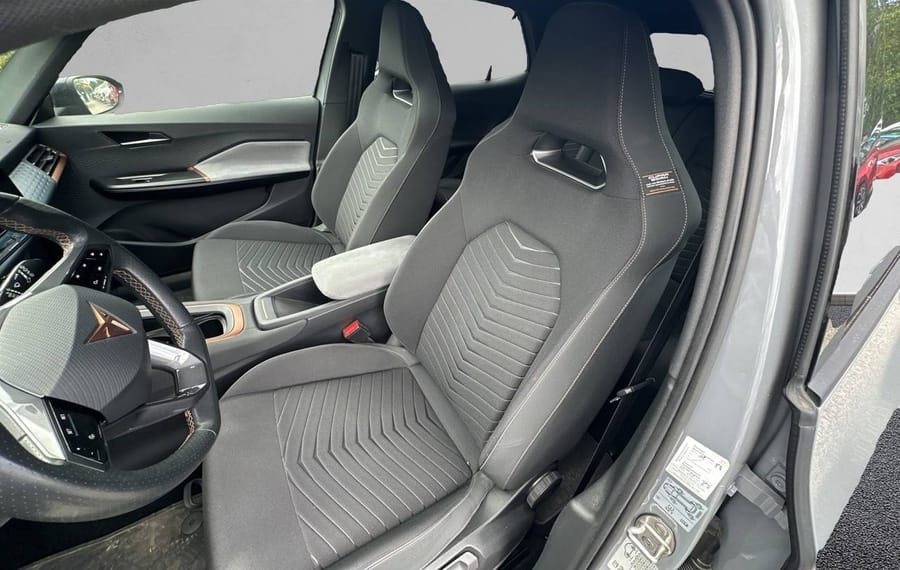 Choisissez votre cupra bornelectrique chez CarGo Flex