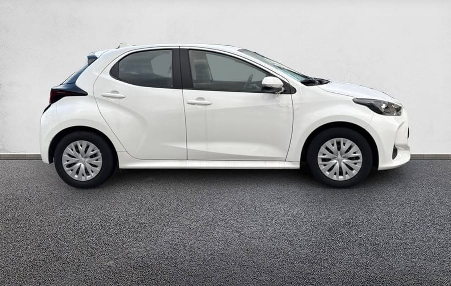 Choisissez votre toyota yaris chez CarGo Flex