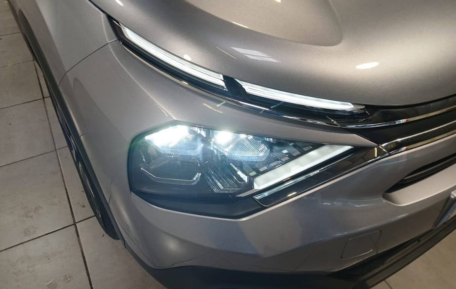 Choisissez votre citroen c4electrique chez CarGo Flex