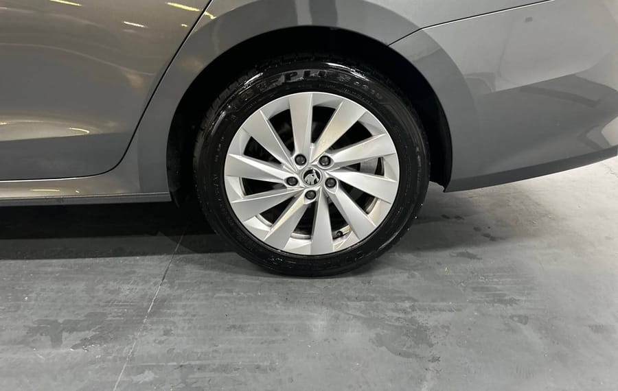 Choisissez votre skoda octaviabreak chez CarGo Flex