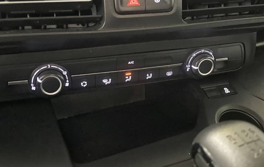 Choisissez votre citroen berlingo chez CarGo Flex