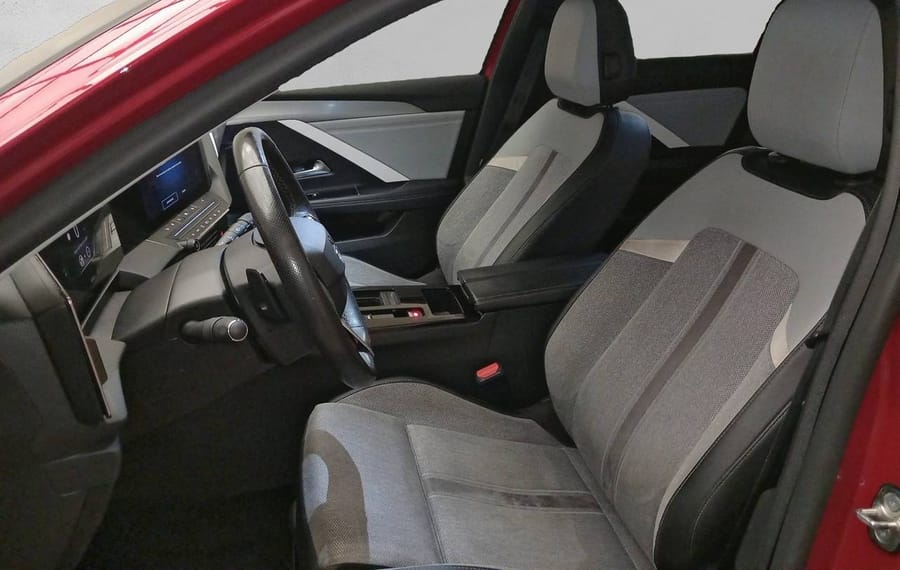 Choisissez votre opel astra chez CarGo Flex