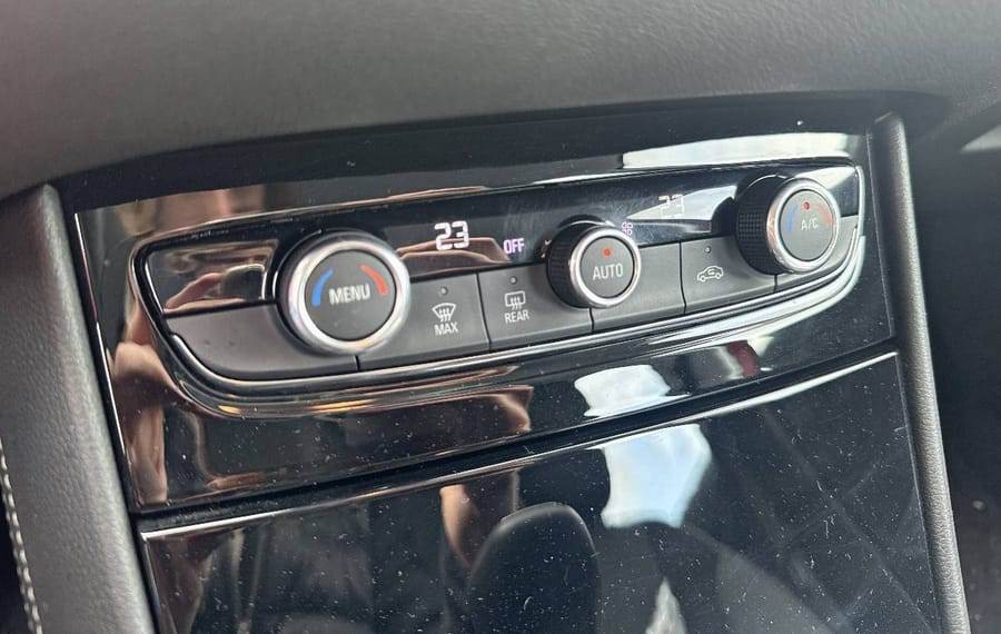 Choisissez votre opel grandlandx chez CarGo Flex