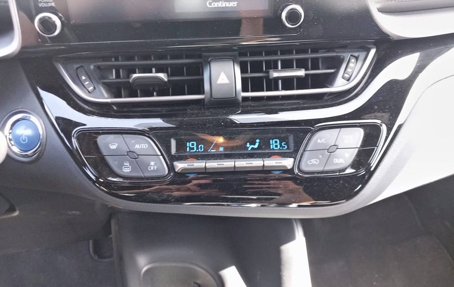 Choisissez votre toyota chr chez CarGo Flex