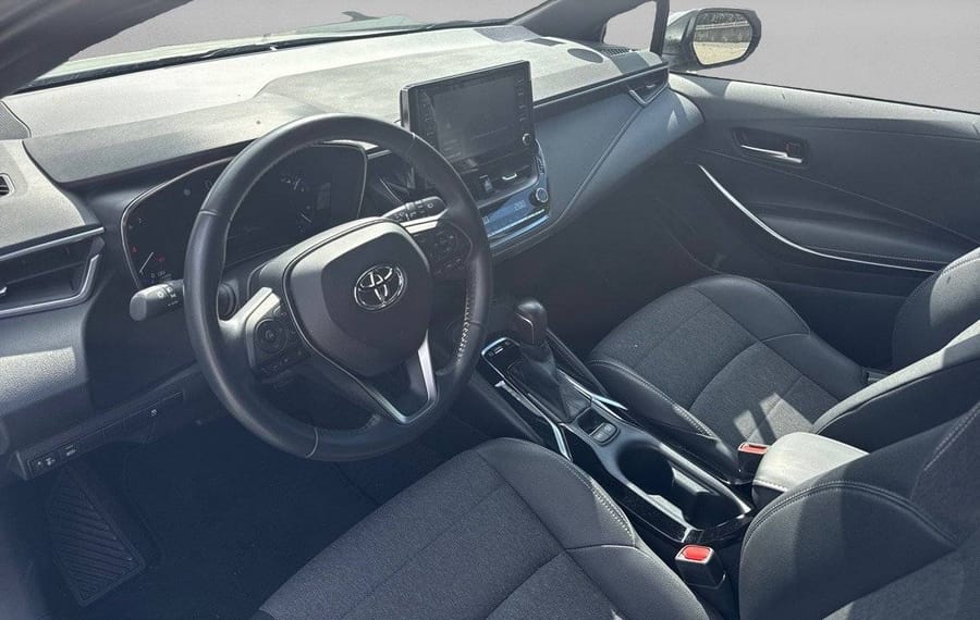 Choisissez votre toyota corolla chez CarGo Flex