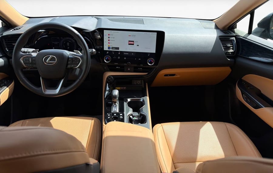 Choisissez votre lexus nx chez CarGo Flex