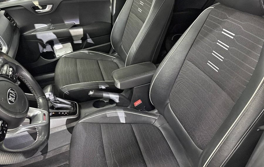 Choisissez votre kia stonic chez CarGo Flex