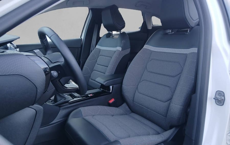 Choisissez votre citroen c4 chez CarGo Flex