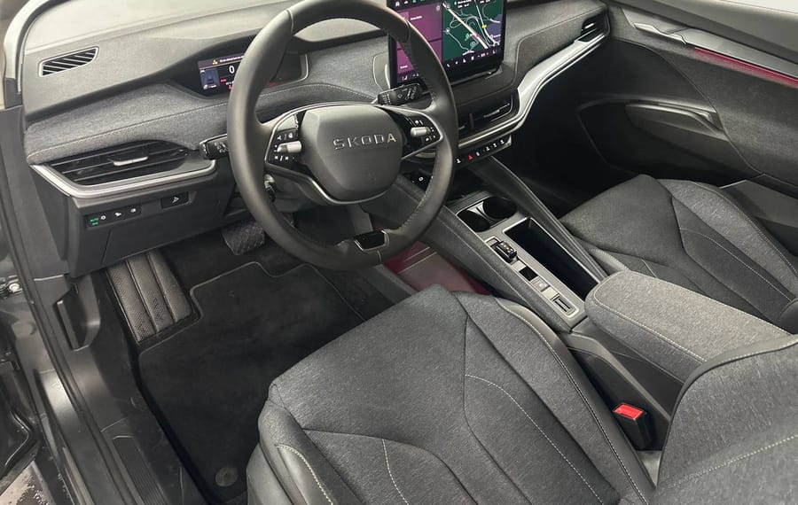 Choisissez votre skoda elroqelectrique chez CarGo Flex