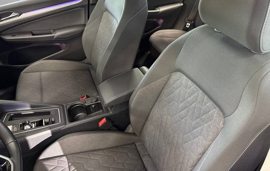 Choisissez votre volkswagen golf8 chez CarGo Flex