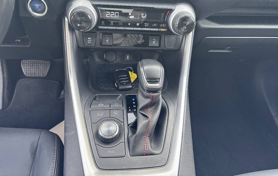 Choisissez votre suzuki across chez CarGo Flex