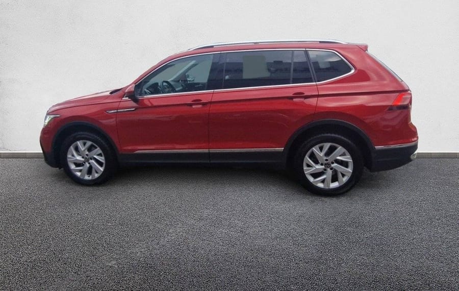 Choisissez votre volkswagen tiguanallspace chez CarGo Flex