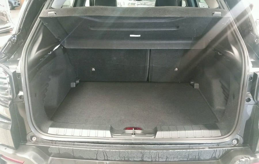 Choisissez votre jeep avenger chez CarGo Flex