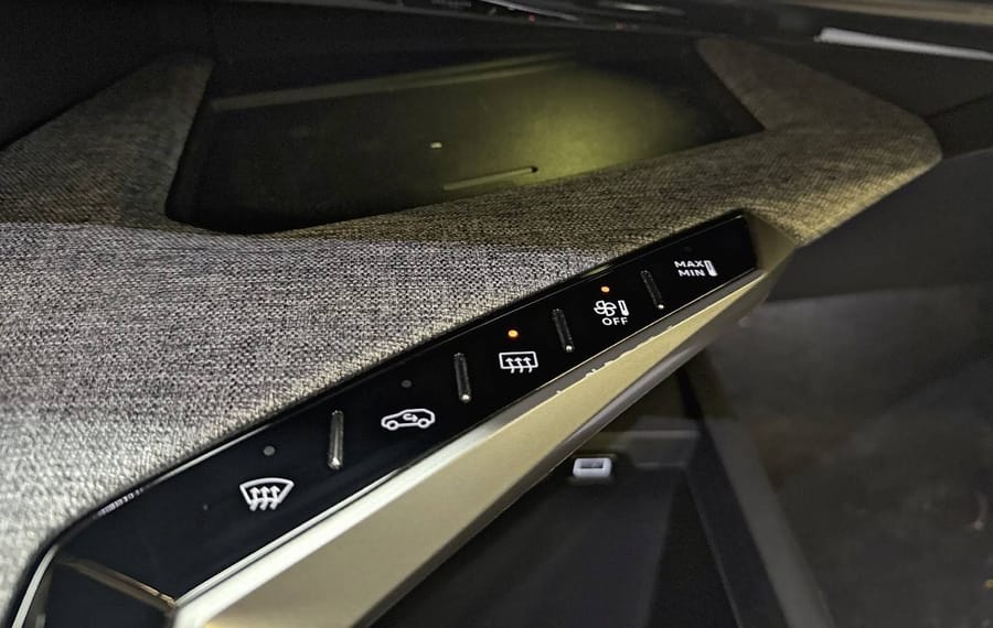 Choisissez votre peugeot 5008 chez CarGo Flex