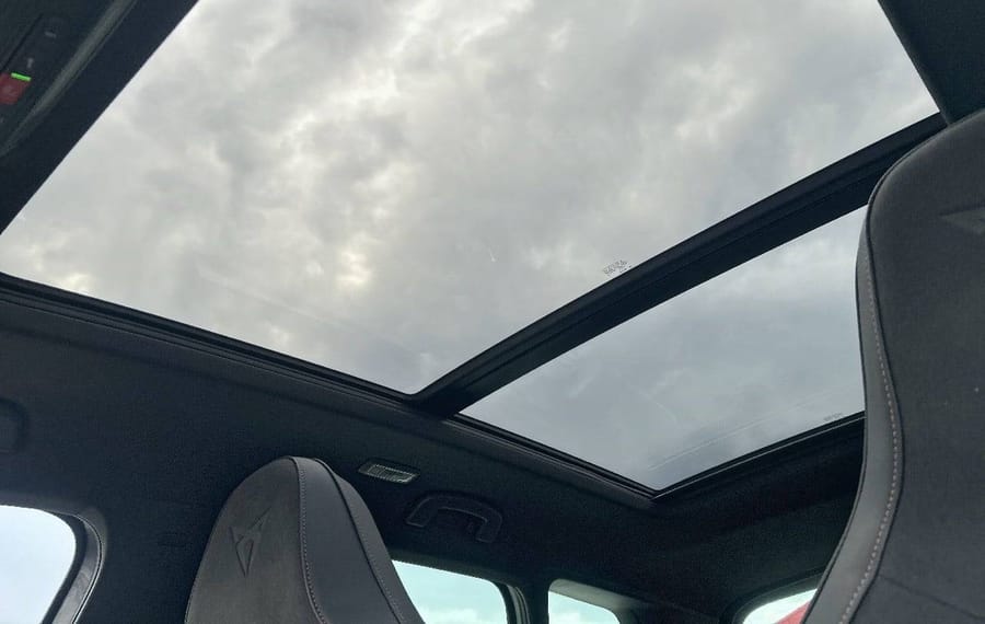Choisissez votre cupra ateca chez CarGo Flex