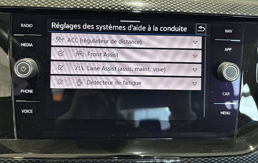 Choisissez votre volkswagen taigo chez CarGo Flex