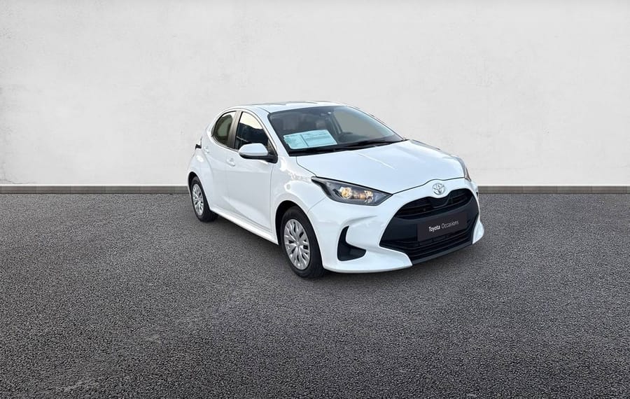 Choisissez votre toyota yaris chez CarGo Flex