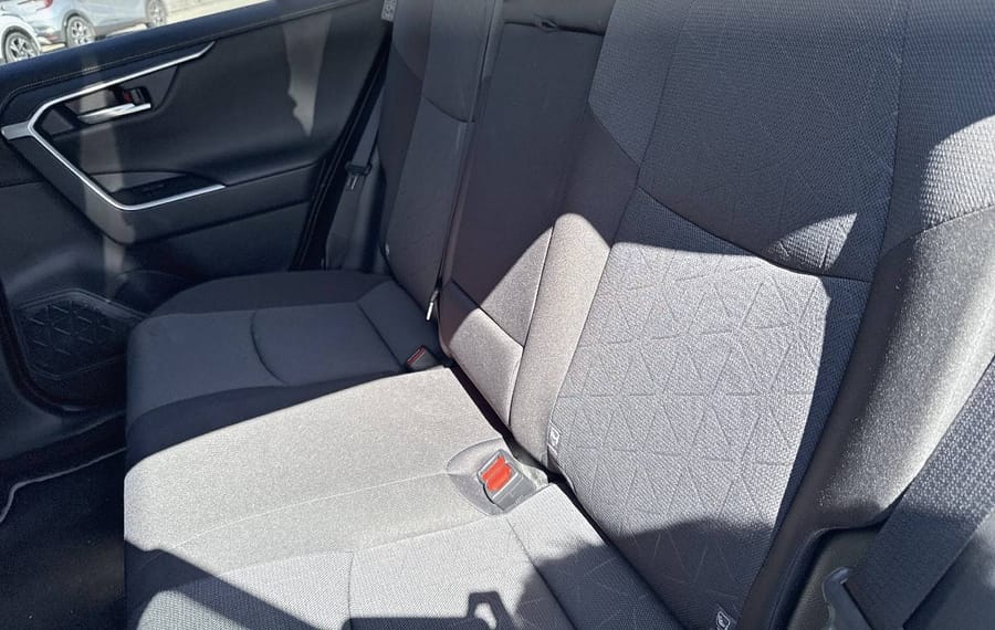 Choisissez votre toyota rav4 chez CarGo Flex