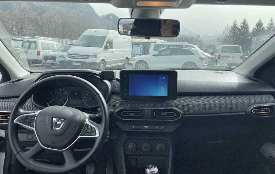 Choisissez votre dacia sandero chez CarGo Flex