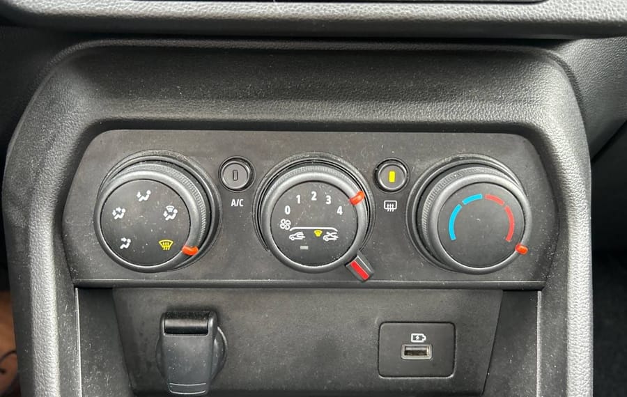 Choisissez votre dacia sandero chez CarGo Flex