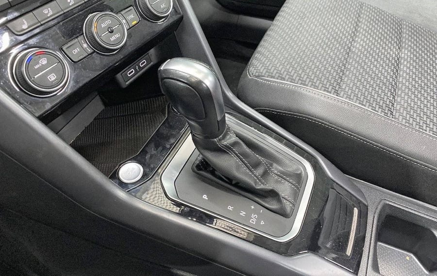 Choisissez votre volkswagen troccabriolet chez CarGo Flex