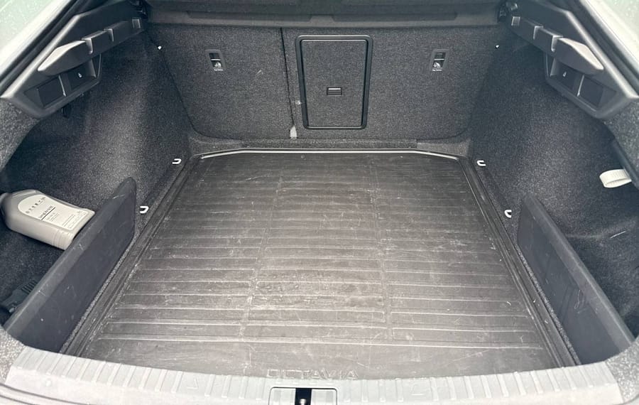 Choisissez votre skoda octavia chez CarGo Flex