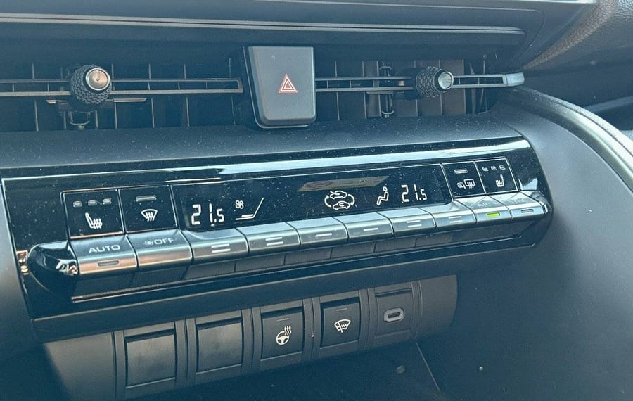 Choisissez votre toyota chr chez CarGo Flex