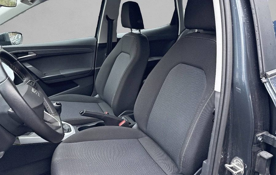 Choisissez votre seat arona chez CarGo Flex