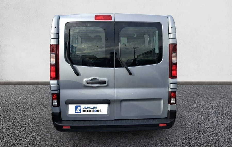 Choisissez votre renault traficcombi chez CarGo Flex