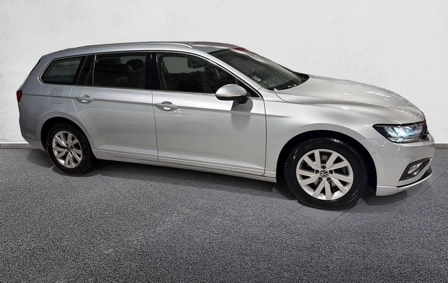 Choisissez votre volkswagen passat chez CarGo Flex