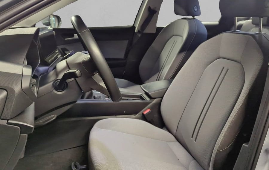 Choisissez votre seat leonbreak chez CarGo Flex