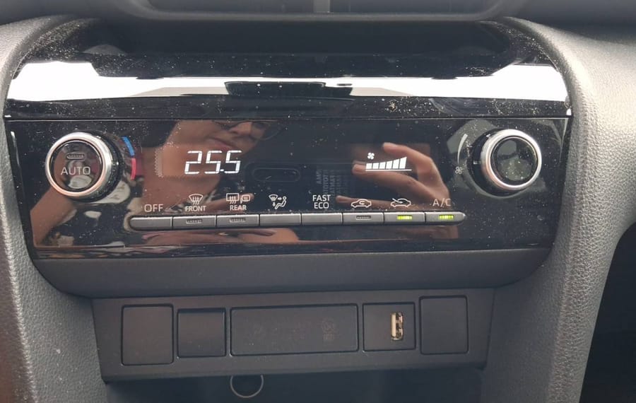 Choisissez votre toyota yariscross chez CarGo Flex