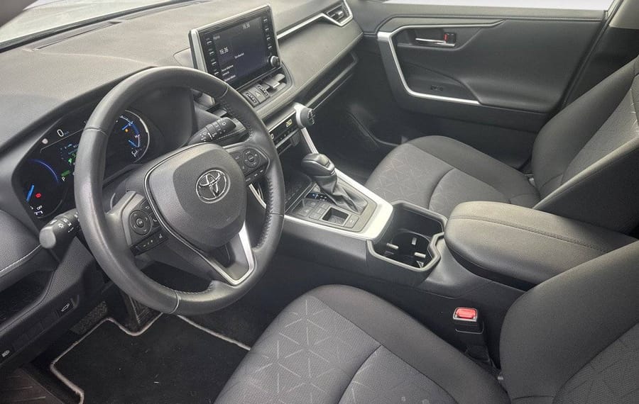 Choisissez votre toyota rav4 chez CarGo Flex