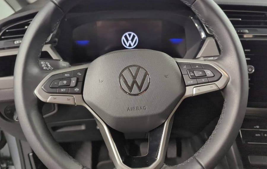 Choisissez votre volkswagen touran chez CarGo Flex
