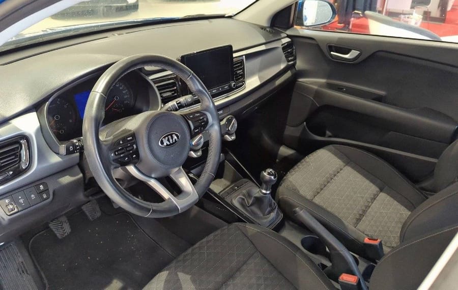 Choisissez votre kia rio chez CarGo Flex