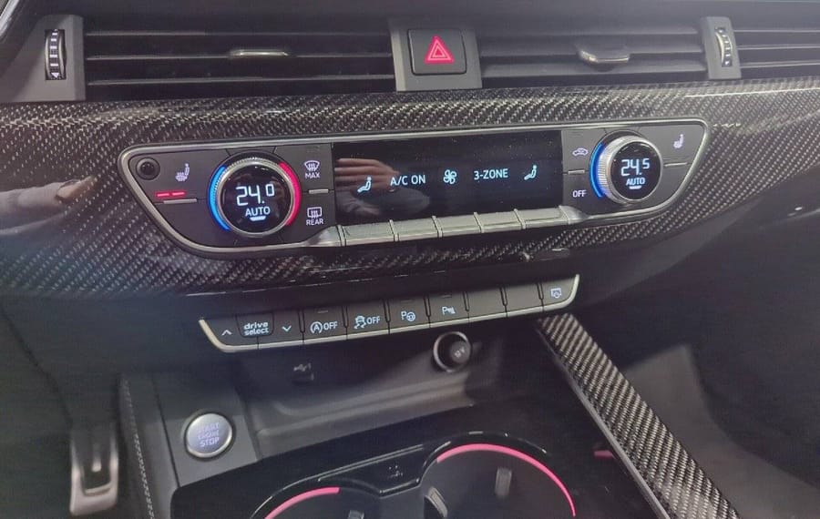 Choisissez votre audi a4 chez CarGo Flex