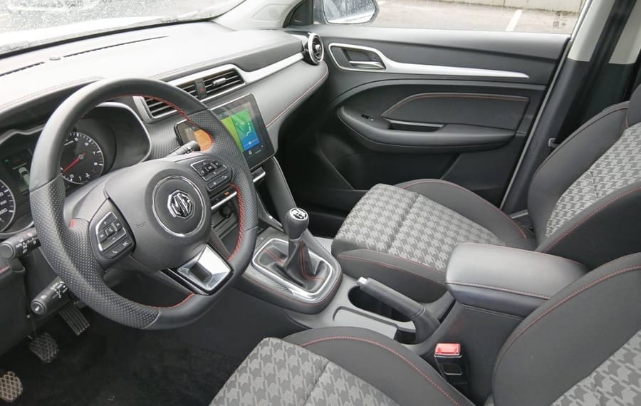 Choisissez votre mg zs chez CarGo Flex