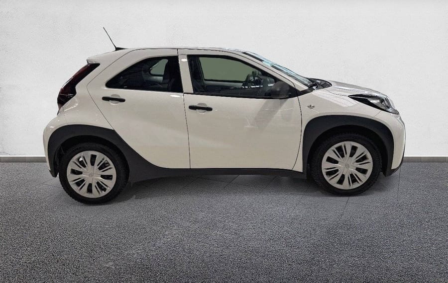 Choisissez votre toyota aygox chez CarGo Flex