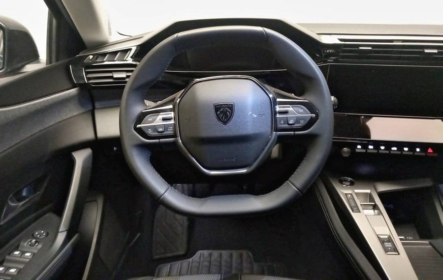 Choisissez votre peugeot 308break chez CarGo Flex