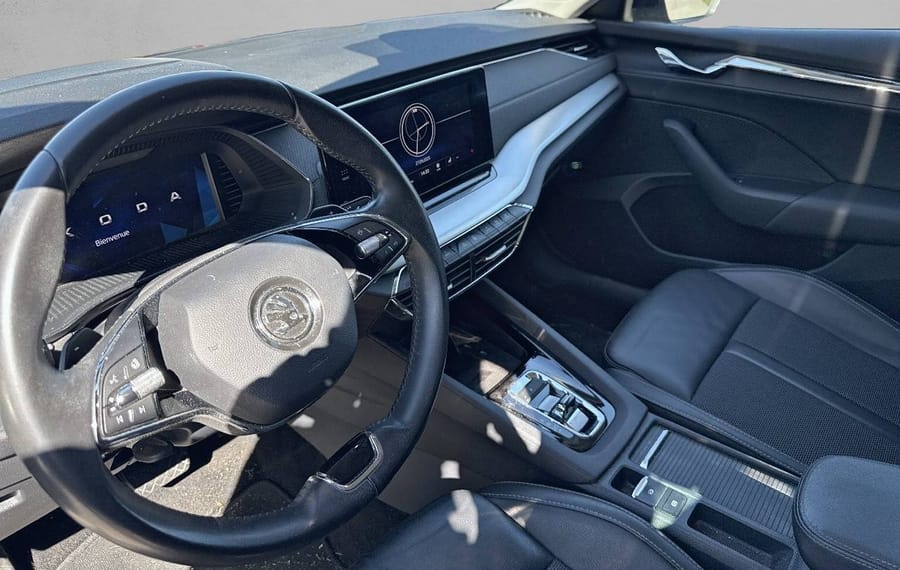 Choisissez votre skoda octavia chez CarGo Flex