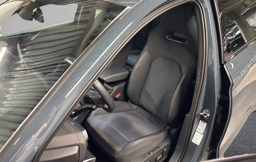 Choisissez votre cupra leonbreak chez CarGo Flex