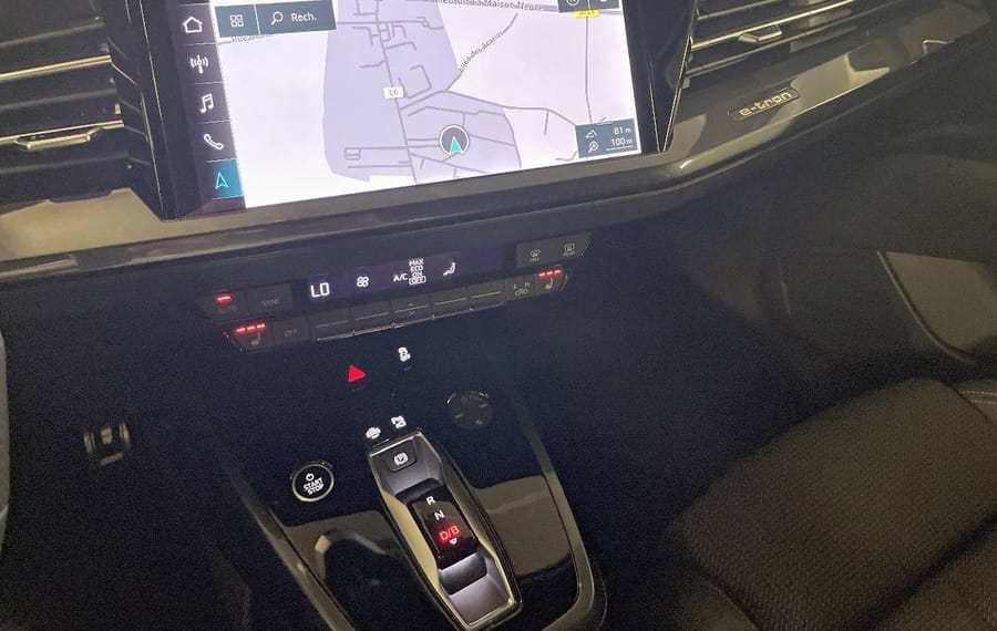 Choisissez votre audi q4electrique chez CarGo Flex