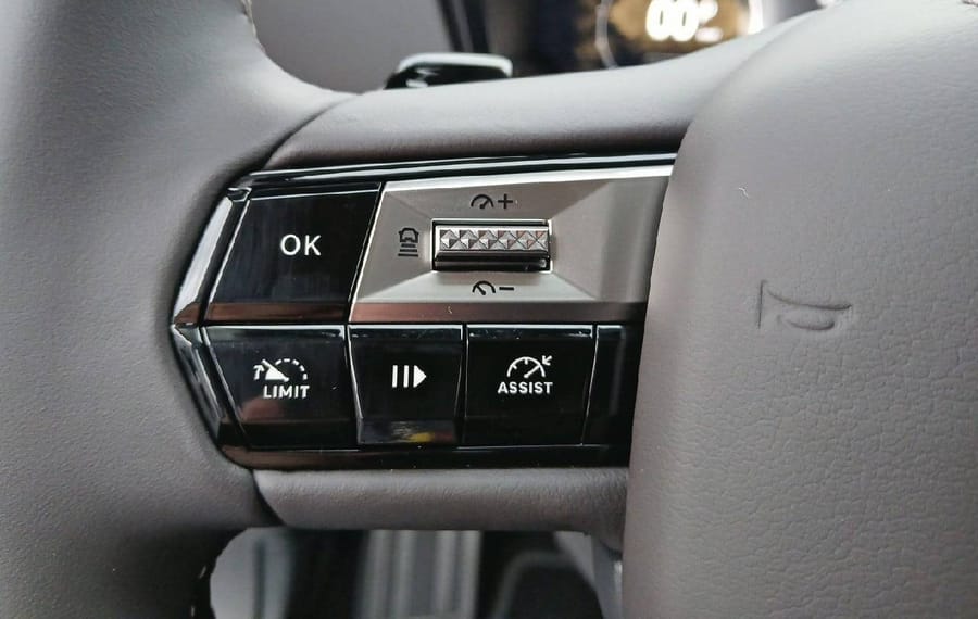 Choisissez votre ds n°4 chez CarGo Flex