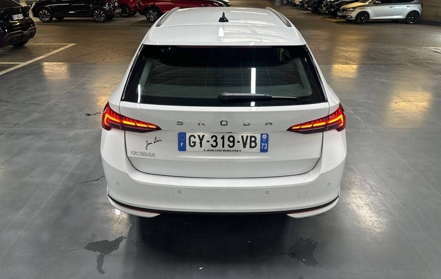 Choisissez votre skoda octaviabreak chez CarGo Flex