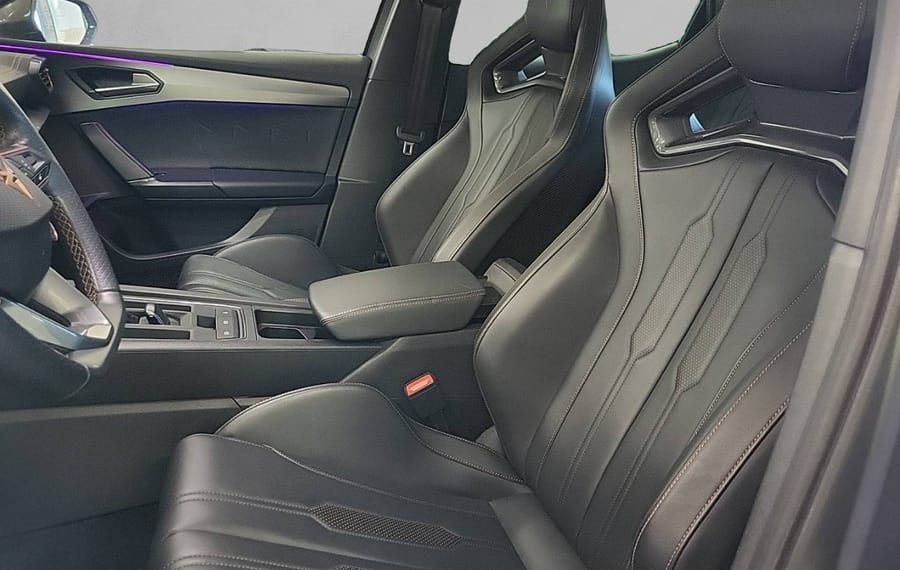 Choisissez votre cupra leon chez CarGo Flex