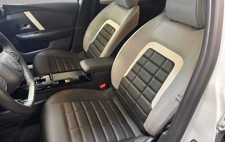 Choisissez votre citroen c4 chez CarGo Flex