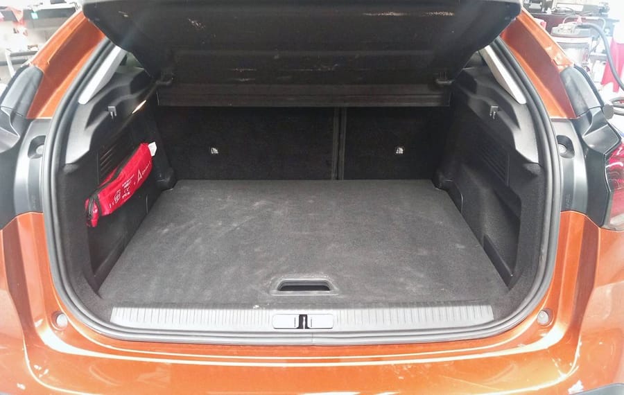 Choisissez votre citroen c4electrique chez CarGo Flex